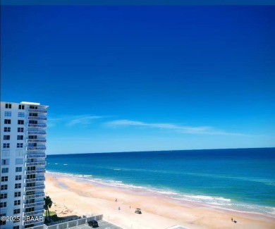 Beach Condo For Sale in Daytona Beach, Florida