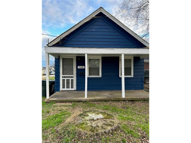 Beach Home For Sale in Hampton, Virginia