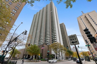 Beach Condo For Sale in Chicago, Illinois