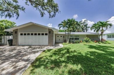 Beach Home Sale Pending in Dunedin, Florida