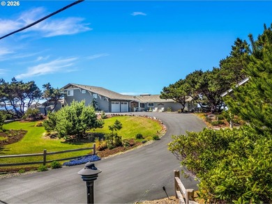 Beach Home For Sale in Warrenton, Oregon