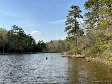 Beach Home Sale Pending in Lancaster, Virginia