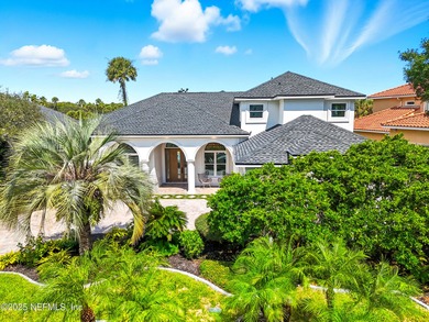 Beach Home For Sale in Ponte Vedra Beach, Florida