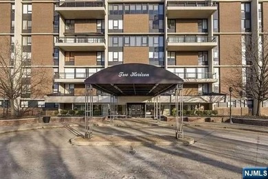 Beach Other For Sale in Fort Lee, New Jersey