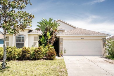 Beach Home Sale Pending in Ruskin, Florida