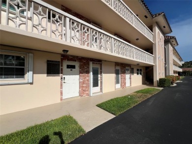 Beach Condo For Sale in Boca Raton, Florida