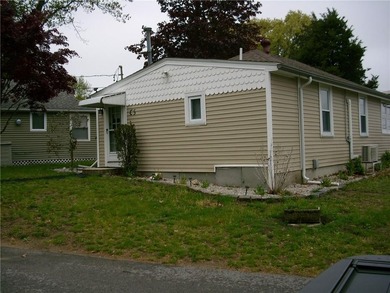 Home For Sale in Warwick image photo picture
