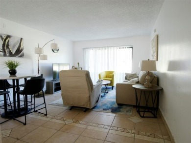 Beach Condo For Sale in West Palm Beach, Florida