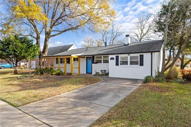 Beach Home For Sale in Norfolk, Virginia