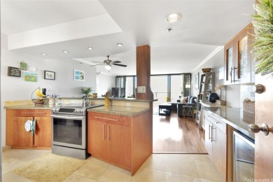 Beach Condo For Sale in Honolulu, Hawaii