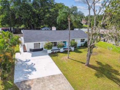 Beach Home Sale Pending in Sarasota, Florida