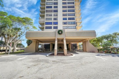 Beach Condo For Sale in Miami, Florida