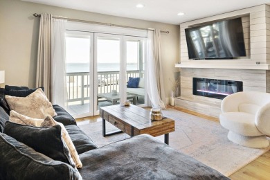 Beach Condo For Sale in Winthrop, Massachusetts