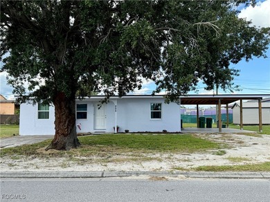 Beach Home For Sale in Port Charlotte, Florida