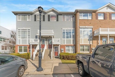 Beach Townhome/Townhouse For Sale in Bronx, New York