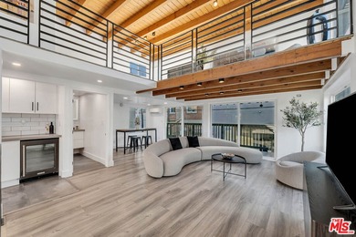 Beach Home For Sale in Venice, California
