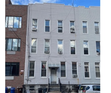 Beach Commercial For Sale in Long Island City, New York