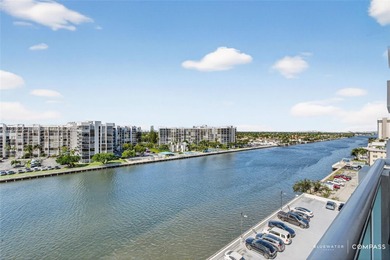 Beach Condo For Sale in Hollywood, Florida