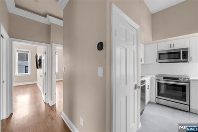 Beach Condo For Sale in Guttenberg, New Jersey