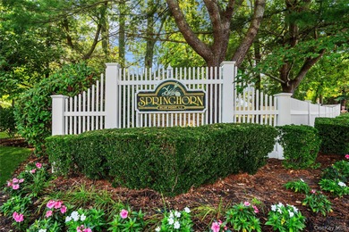 Beach Condo Sale Pending in Blue Point, New York