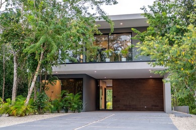 Home For Sale in Playa Del Carmen image photo picture