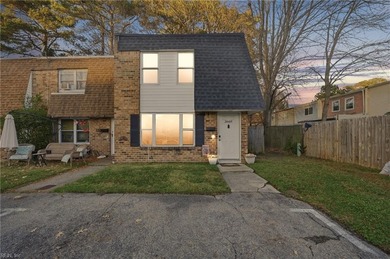 Beach Townhome/Townhouse For Sale in Virginia Beach, Virginia