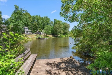 Beach Home For Sale in Tappahannock, Virginia