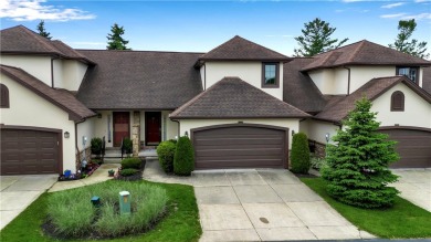 Beach Townhome/Townhouse For Sale in Hamburg, New York