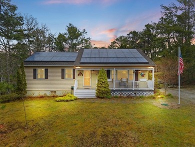 Beach Home For Sale in Plymouth, Massachusetts