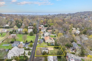 Beach Home For Sale in Rumson, New Jersey