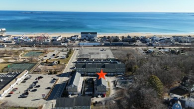 Beach Condo For Sale in Old Orchard Beach, Maine