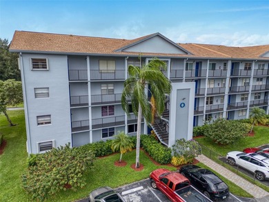 Beach Condo For Sale in Pembroke Pines, Florida