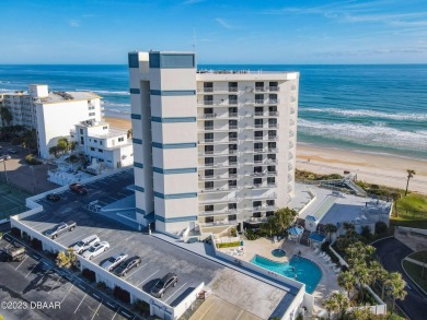 Beach Condo For Sale in New Smyrna Beach, Florida