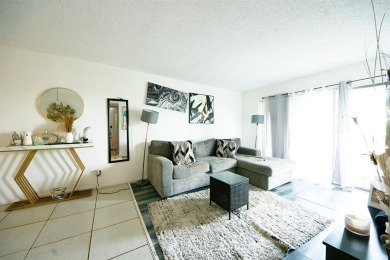 Beach Condo For Sale in West Palm Beach, Florida