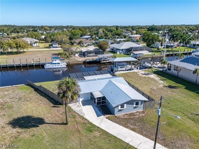Beach Home For Sale in Fort Myers, Florida