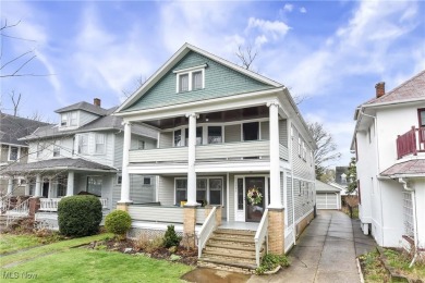 Beach Townhome/Townhouse Sale Pending in Lakewood, Ohio