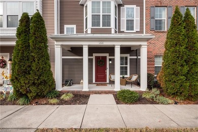 Beach Townhome/Townhouse For Sale in Virginia Beach, Virginia