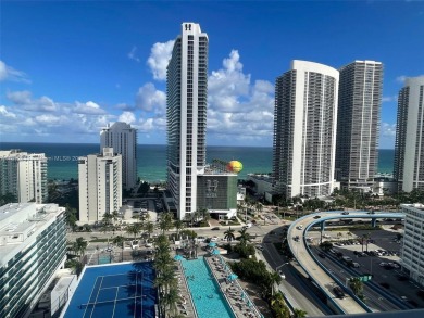 Beach Condo For Sale in Hollywood, Florida