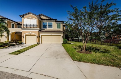 Beach Townhome/Townhouse Sale Pending in Tampa, Florida