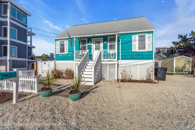 Beach Home For Sale in Mantoloking, New Jersey