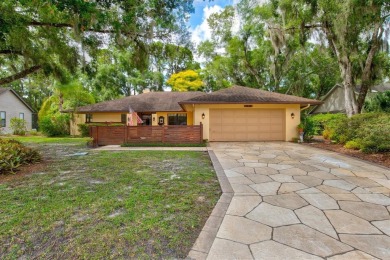 Beach Home For Sale in Sarasota, Florida