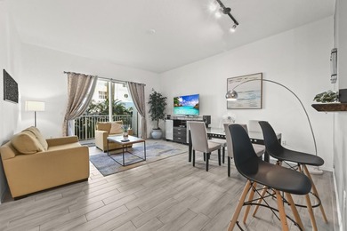 Beach Condo For Sale in Lantana, Florida