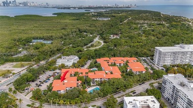 Beach Condo For Sale in Key Biscayne, Florida