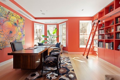 Beach Home For Sale in New York, New York