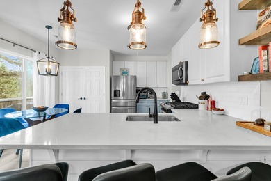 Beach Home For Sale in Mount Pleasant, South Carolina