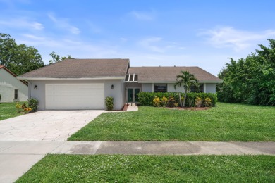 Beach Home For Sale in Wellington, Florida