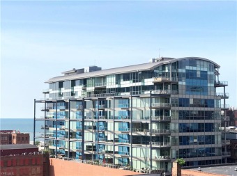 Beach Condo Off Market in Cleveland, Ohio