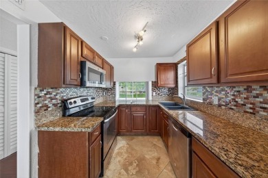 Beach Condo For Sale in Tamarac, Florida