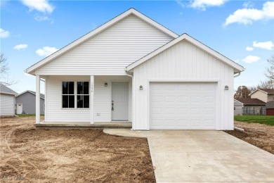 Beach Home For Sale in Sandusky, Ohio