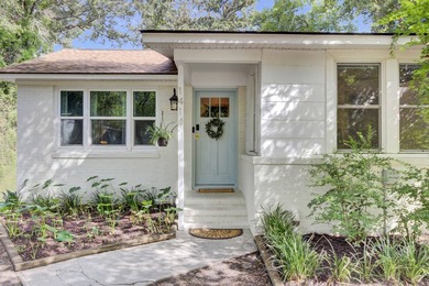 Beach Home For Sale in Charleston, South Carolina